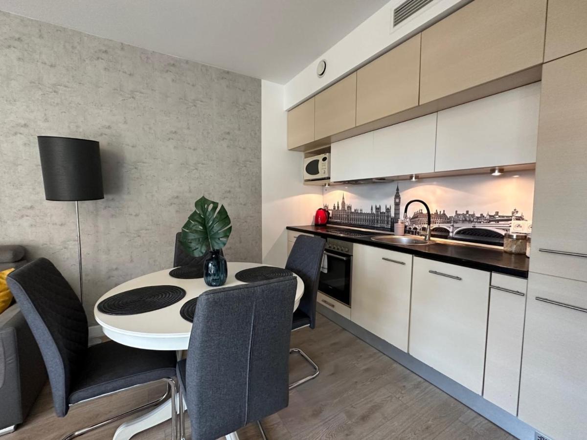 Apartament Centrum Krawiecka 2 วรอตซวาฟ ภายนอก รูปภาพ